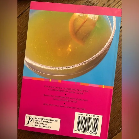 Cupcake and Cocktail Recipe Book Set - Picture 7 of 7